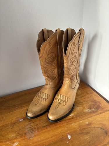 Ariat × Cowboy Equipment Vintage Ariat Embroidered