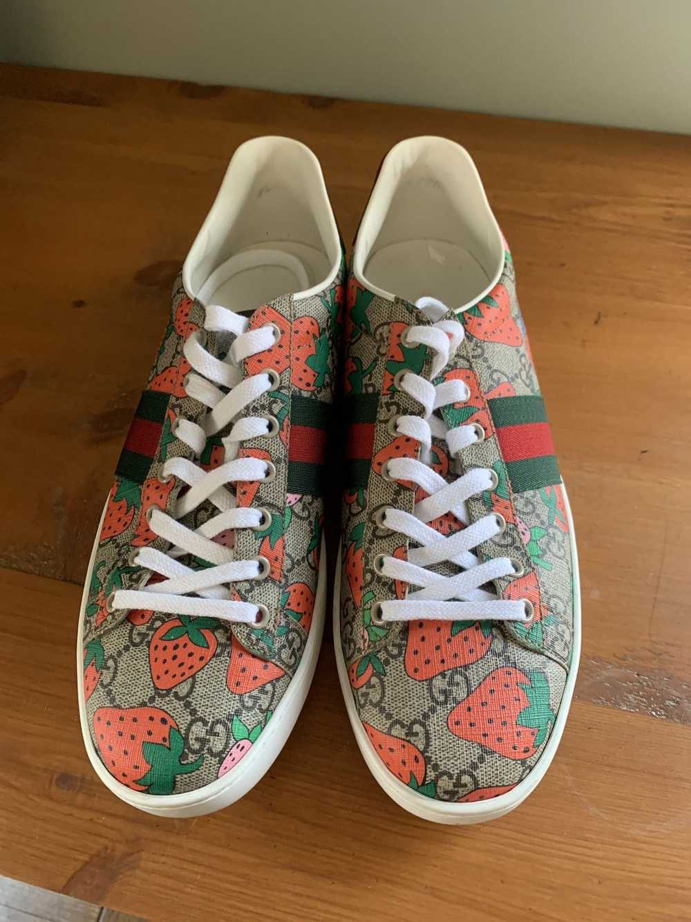 Gucci Gucci Ace GG Supreme Strawberry Shoes - image 1