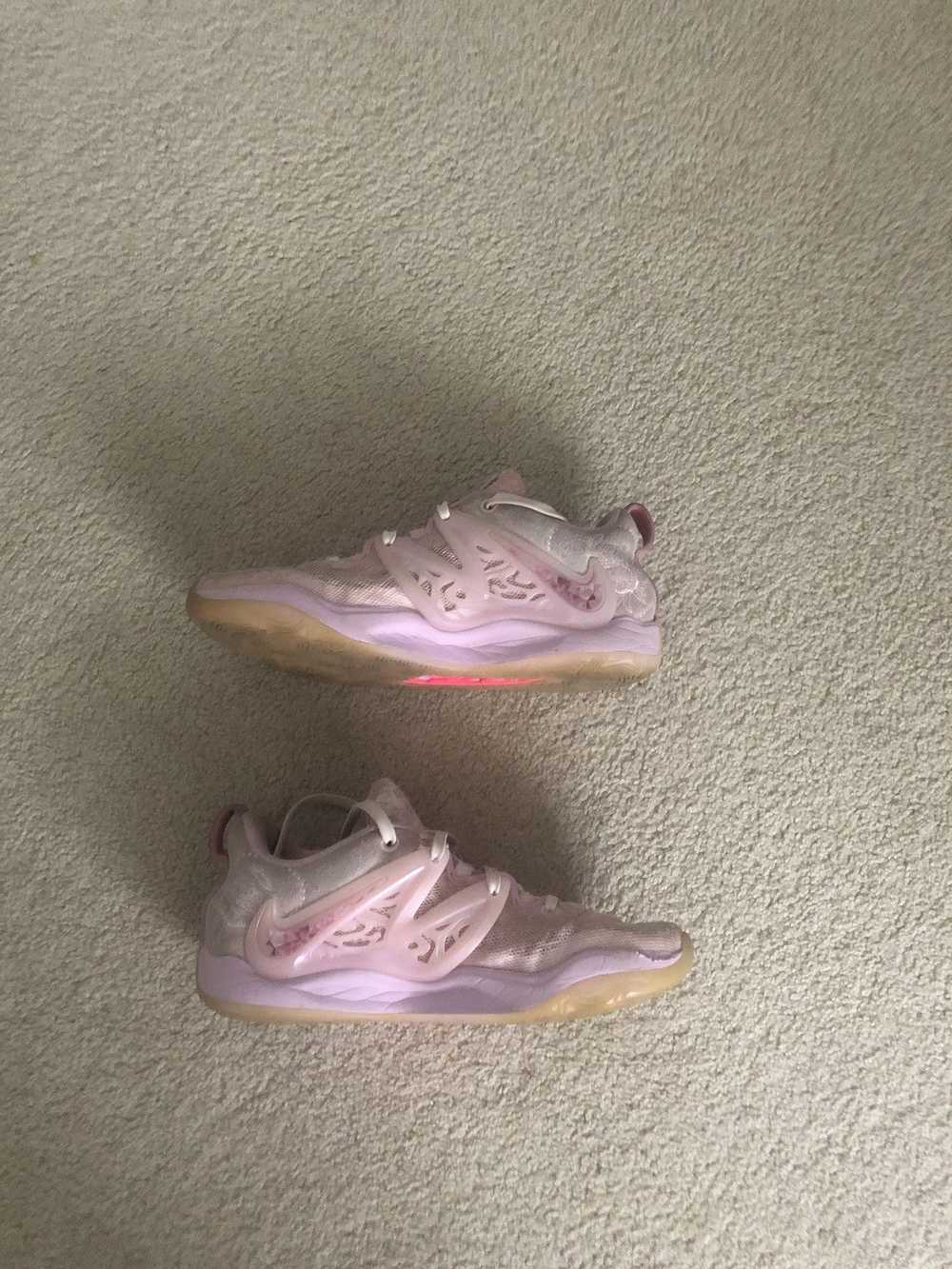 Nike Kd 15 aunt pearls size 9.5 - image 2