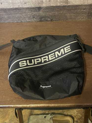 Supreme Supreme Logo Shoulder Bag
