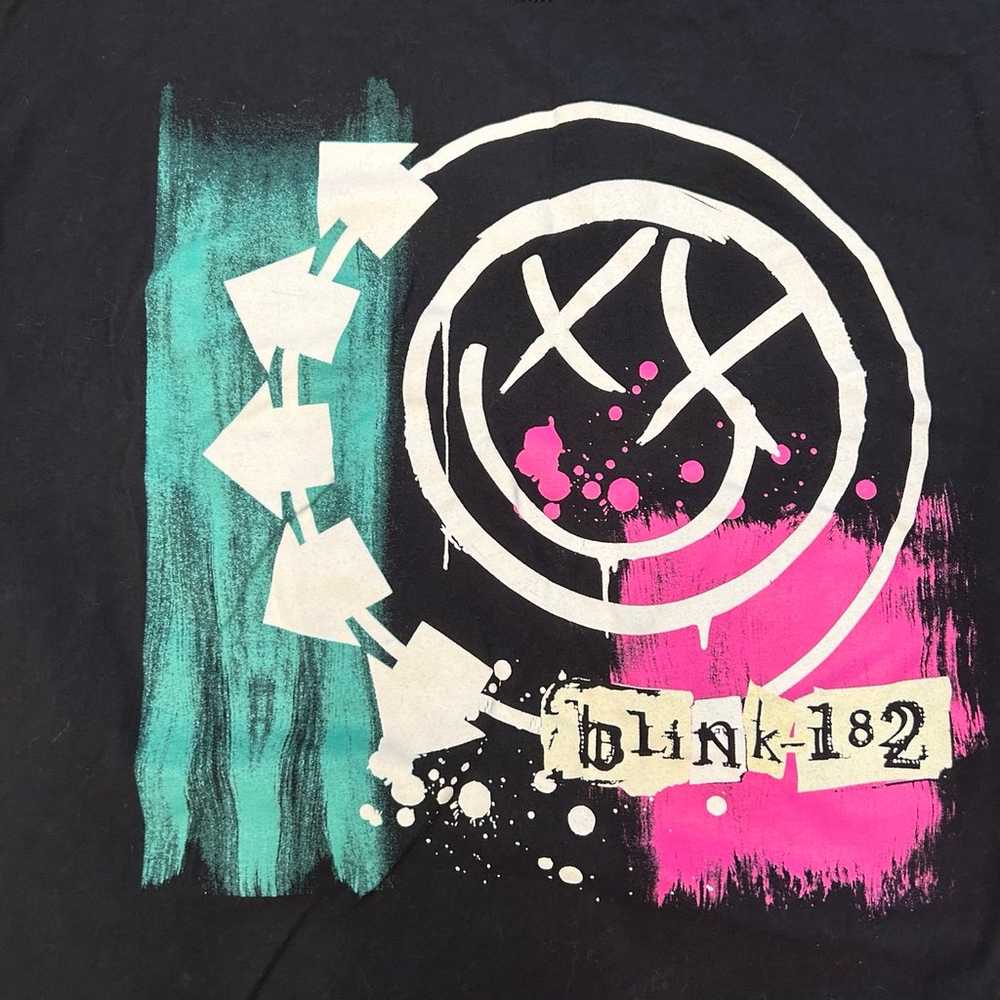 BLINK 182 - Large Graphic T Shirt -  2003 Blink-1… - image 2