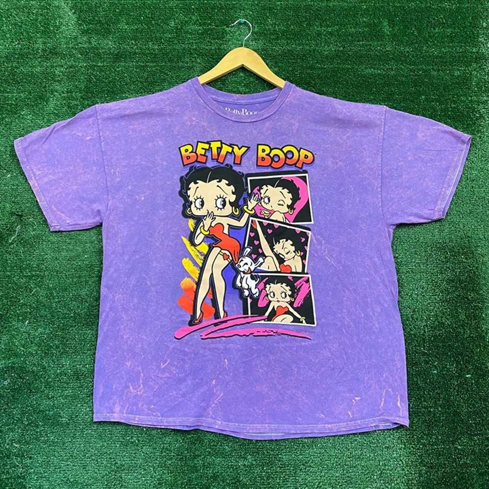 Betty Boop Polaroid Queen Tshirt size extra large - image 1