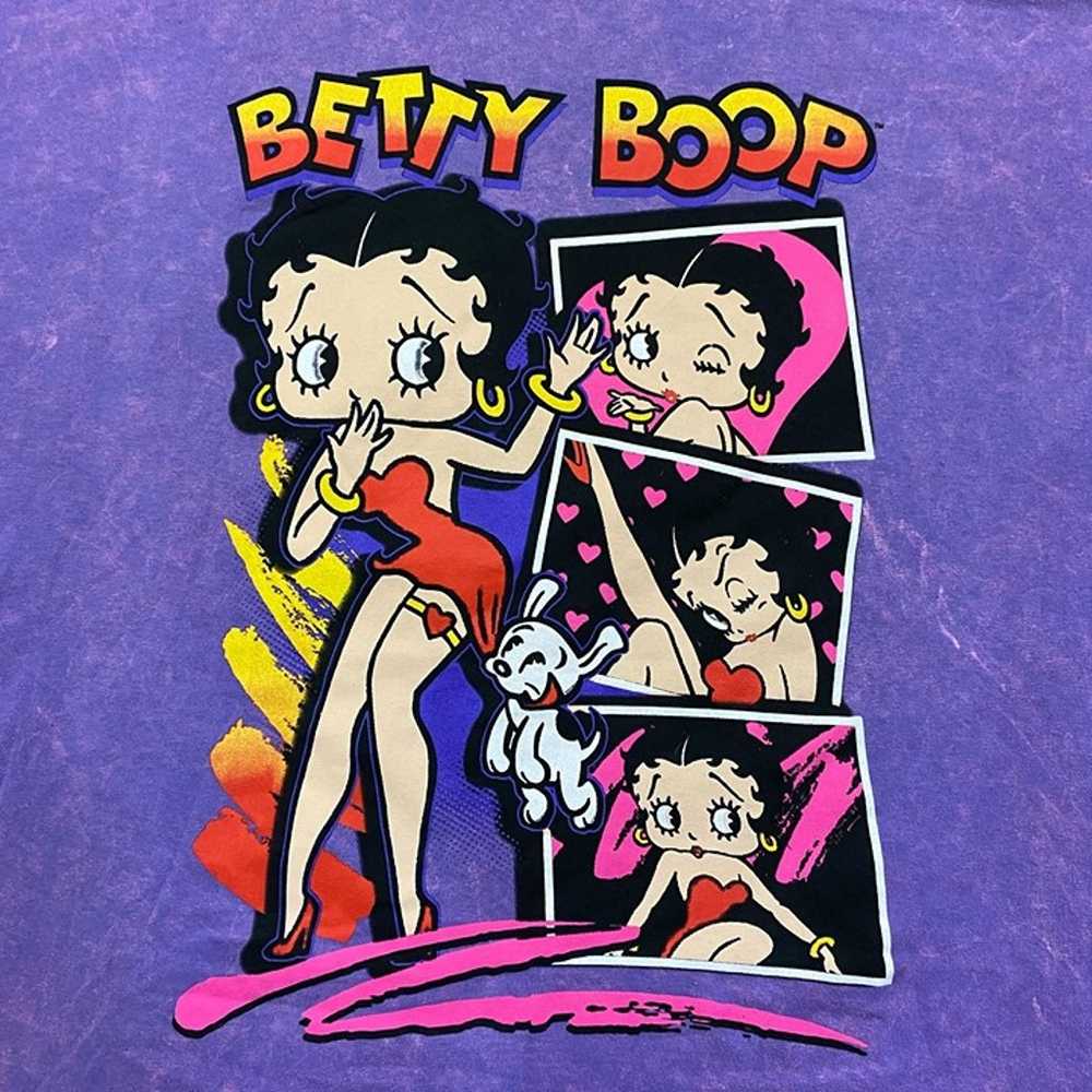 Betty Boop Polaroid Queen Tshirt size extra large - image 2