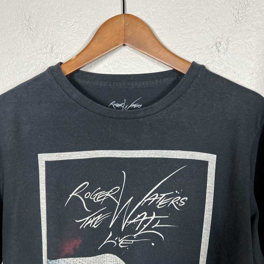 Roger Waters Tour Merch Graphic Tee Short Sleeve … - image 3