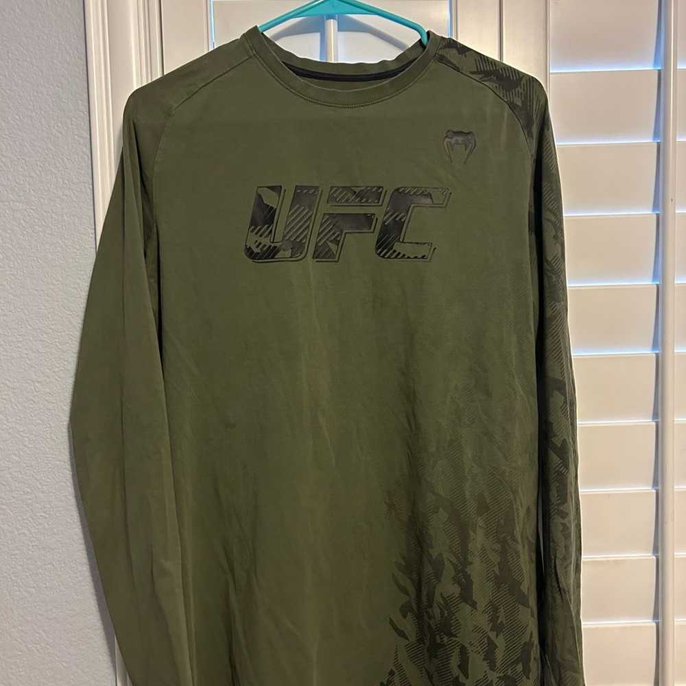 Y2K BOHO “SAMPLE” UFC VENUM LONG-SLEEVE SHIRT SIZ… - image 1