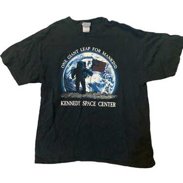 Vintage Official Kenny Space Center Astronaut T-S… - image 1