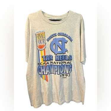 Vintage 1993 North Carolina Tar-heels tee shirt