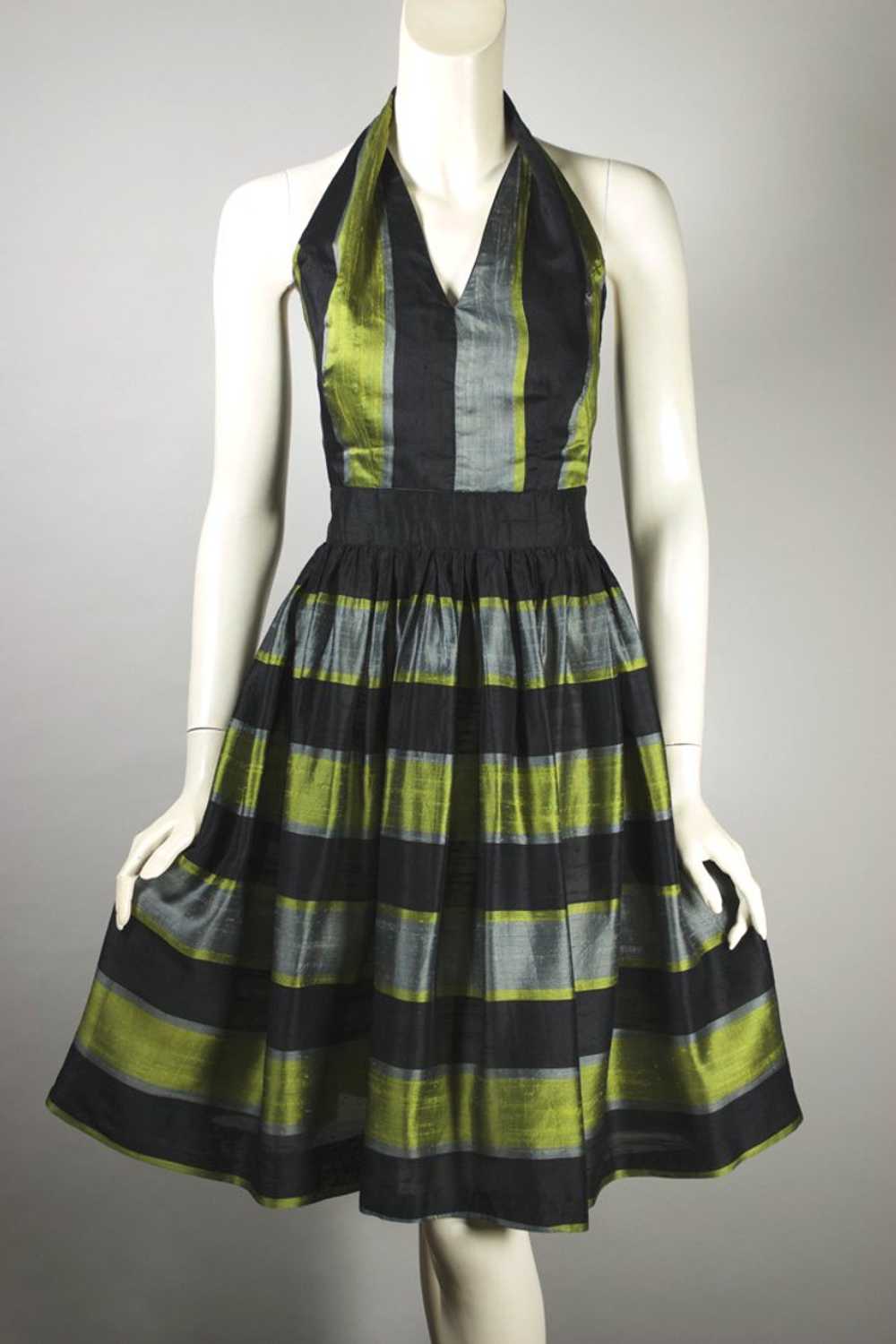 1950s halter cocktail dress full skirt striped bl… - image 11