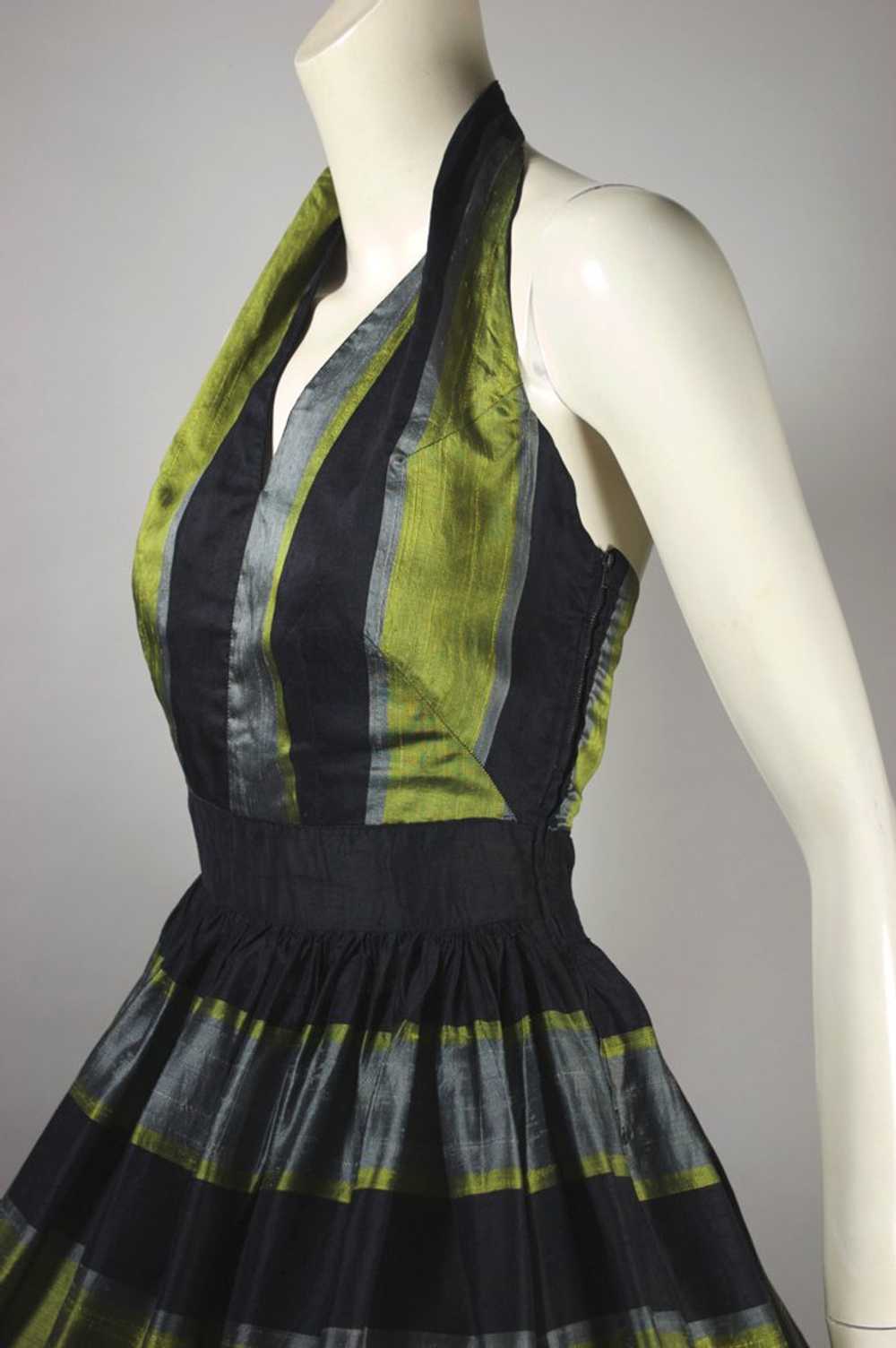 1950s halter cocktail dress full skirt striped bl… - image 5