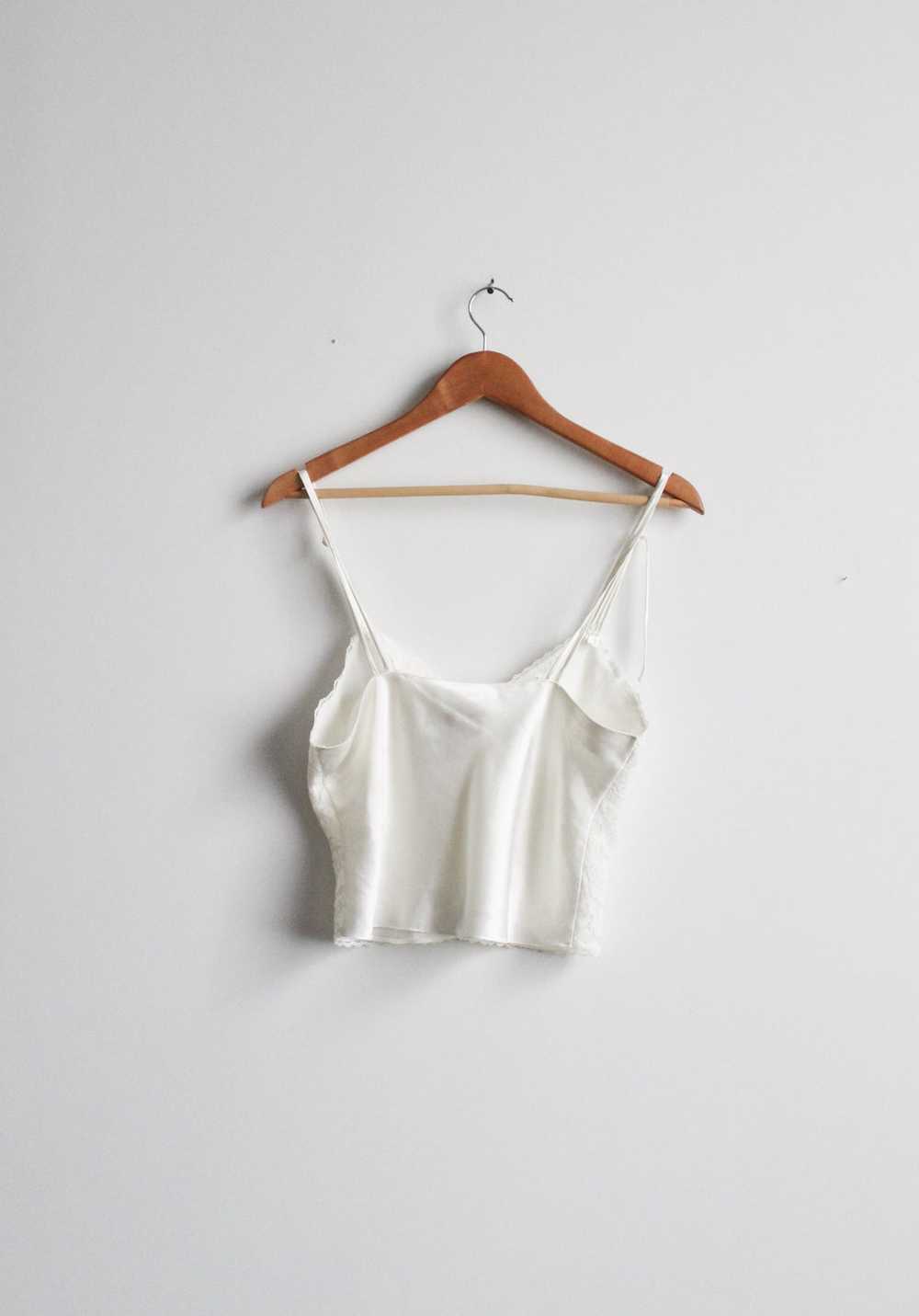 cropped lace camisole - image 8