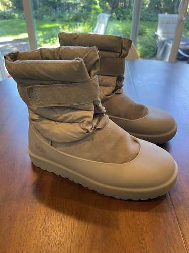 Ugg Ugg Classic Short Pull On Weather Boots