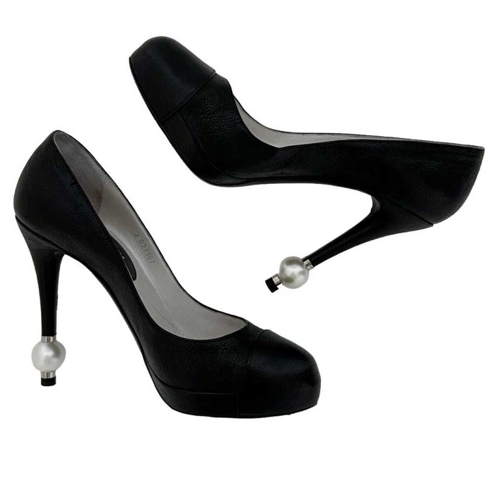 Chanel Leather heels - image 5