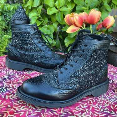 ✨ Dr. Martens Sparkly MIE Black Glitter Wingtip Bo