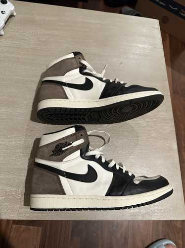 Jordan Brand × Nike Jordan 1 Retro Mocha