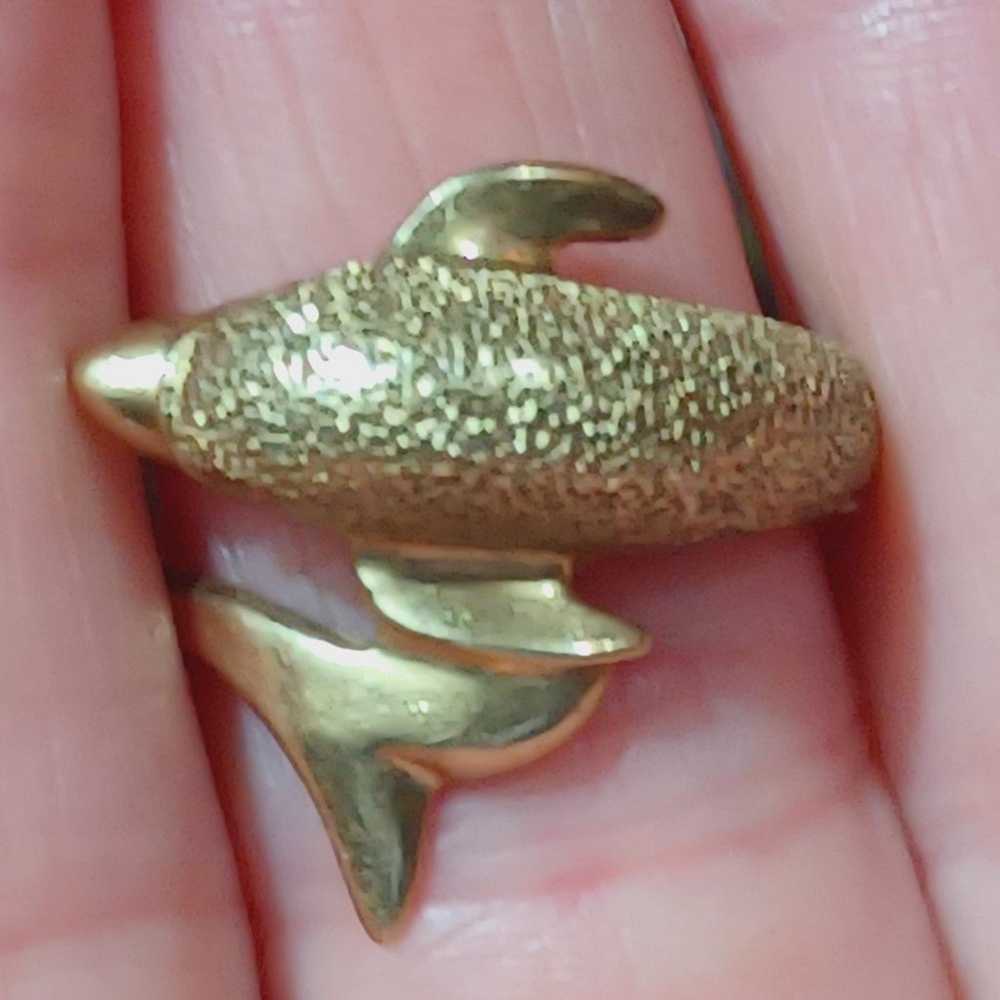 10kt 4.2 gram Vintage Dolphin Bypass Ring - image 1