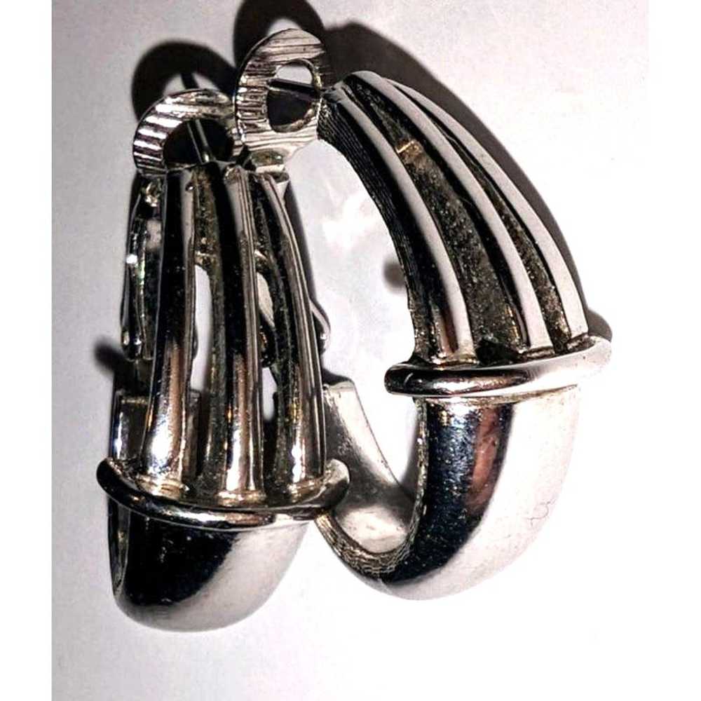 Vintage Crown Trifari Silver Tone Pierced Drop Ho… - image 3