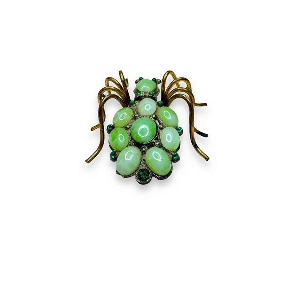 Art Nouveau Jadeite Brass Spider Brooch Green Cry… - image 3