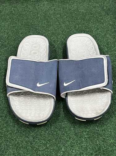 Nike × Rare × Vintage Y2K Nike Swoosh Slides