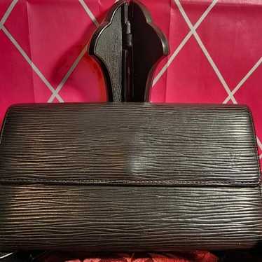 Louis Vuitton Epi Leather Sarah Long Wallet EUC, B