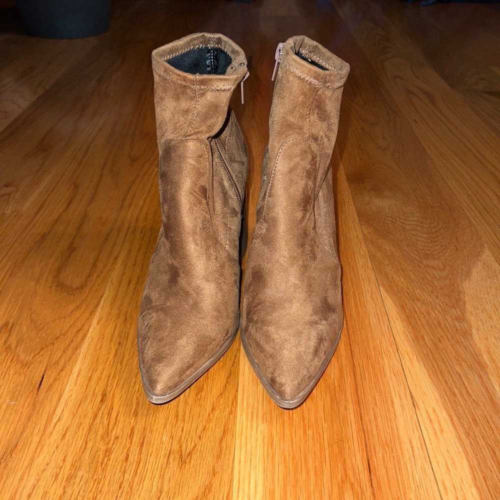 NWOT Steve Madden Ankle Boots Chestnut Brown sued… - image 2