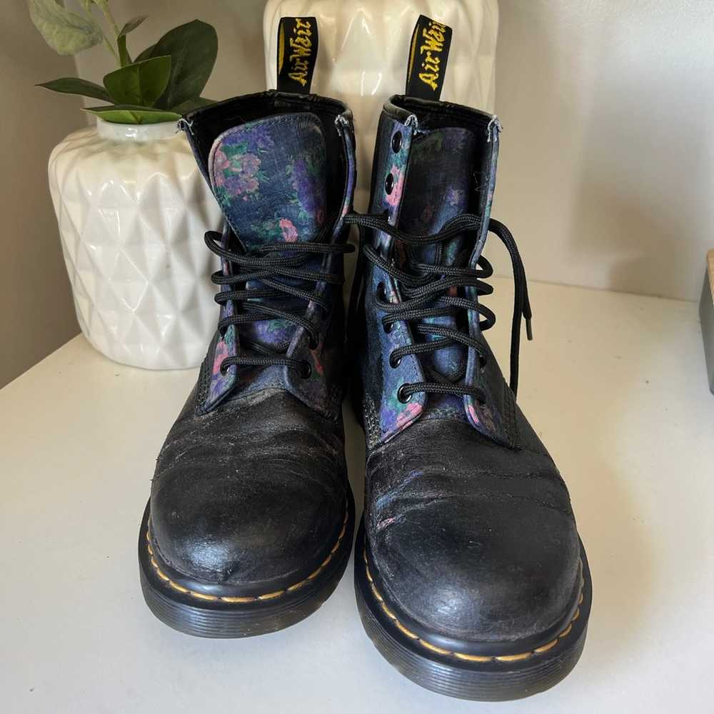 Dr. Martens distressed floral combat boots size 8… - image 3