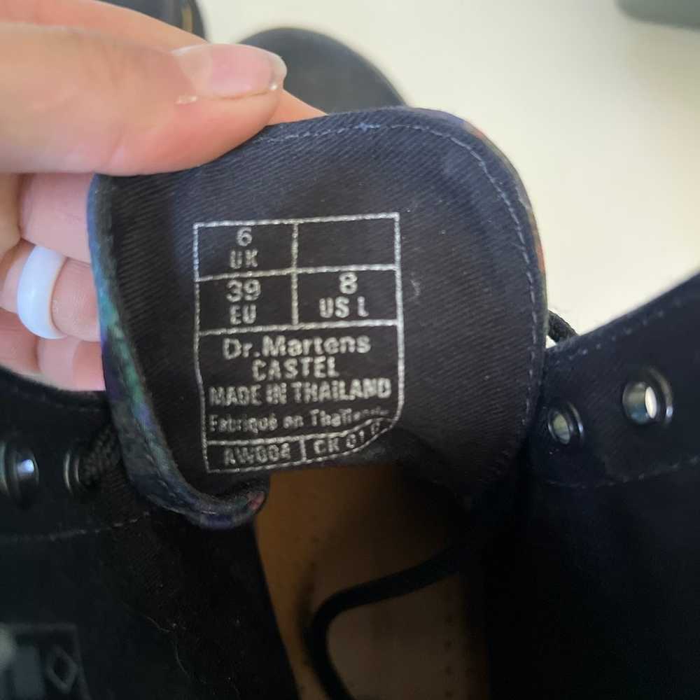 Dr. Martens distressed floral combat boots size 8… - image 6