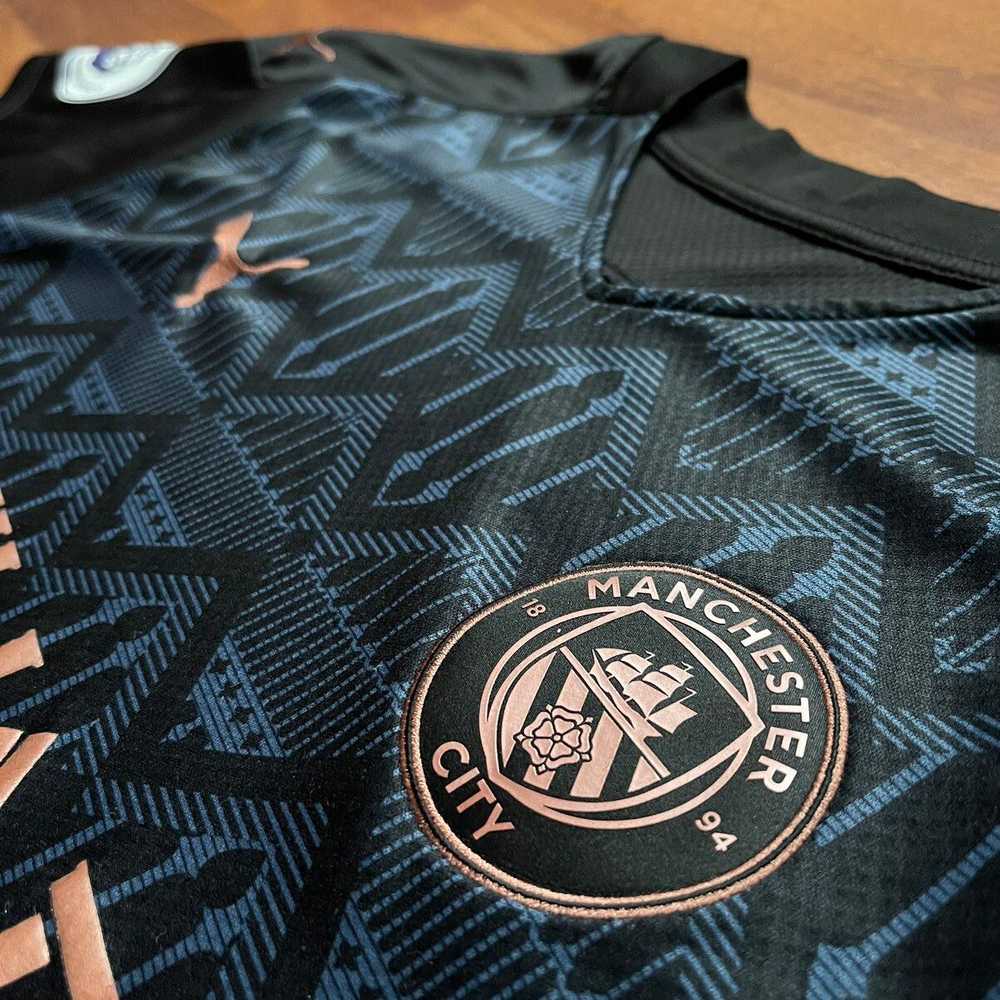 Puma × Rare × Soccer Jersey MANCHESTER CITY PUMA … - image 5