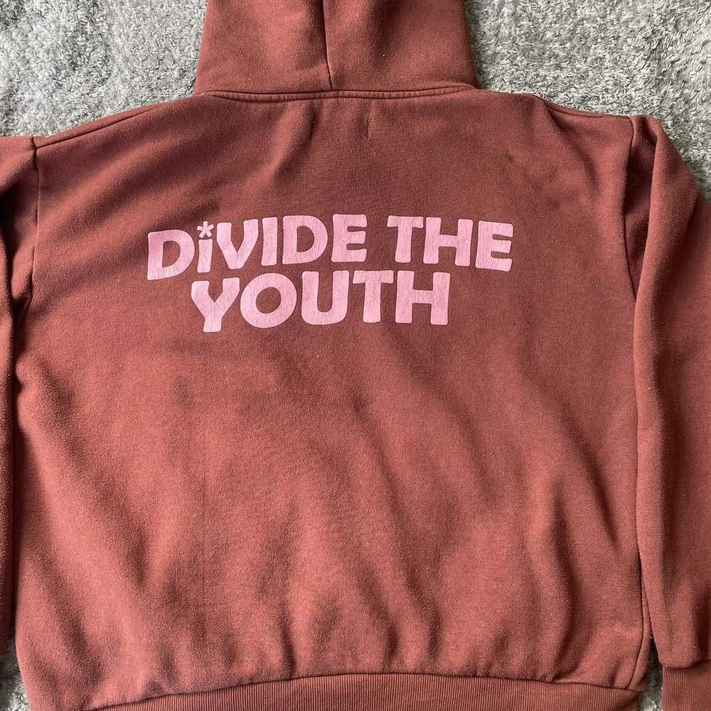 Divide The Youth DTY zip up mocha brown/pink - image 2