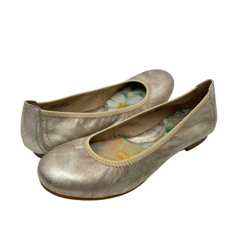 Born NWOB Julianne Gold Metallic Ballet Flats - image 1