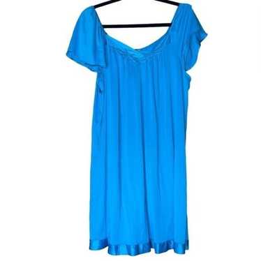 Vintage Vanity Fair M nightgown