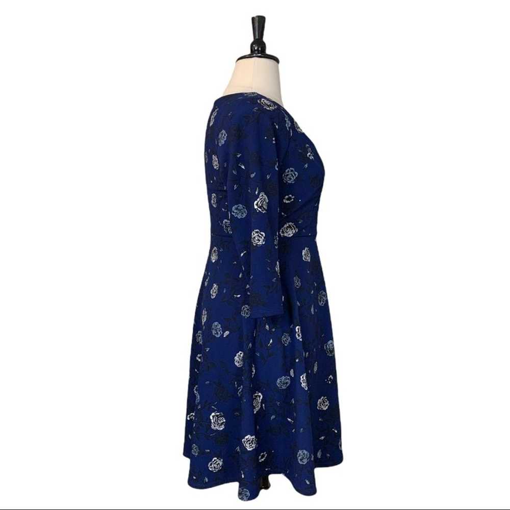 Torrid Women's Dress Scoop Neck Midi Blue Black F… - image 5
