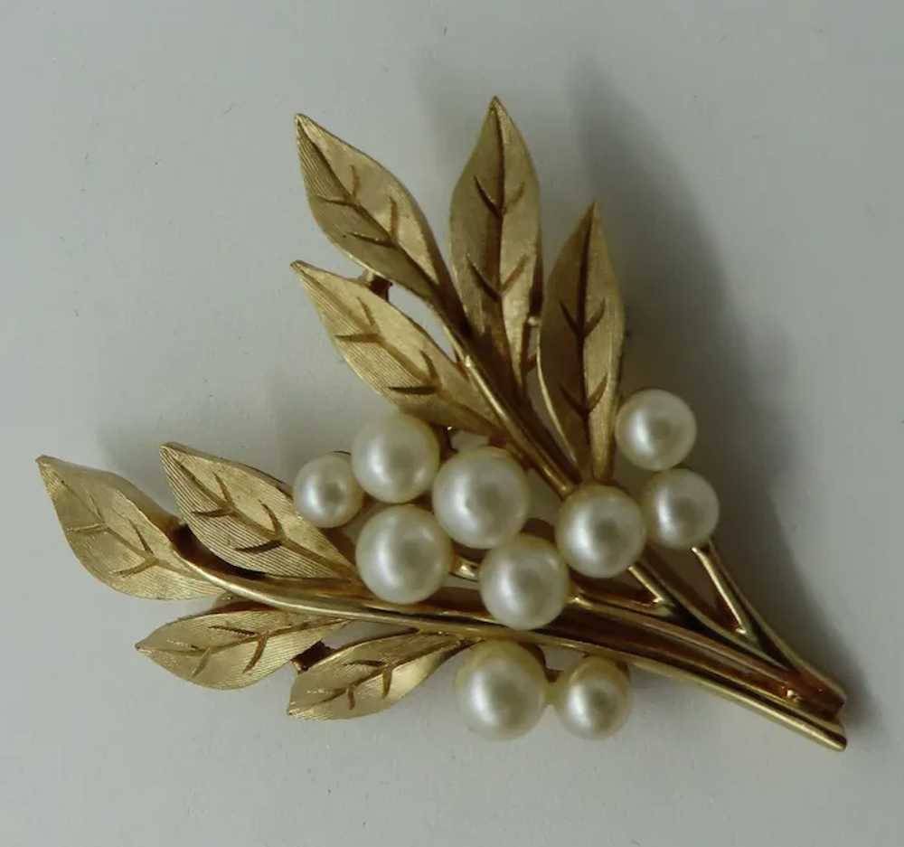 Trifari Leaves Brooch Faux Pearls Crown Mark Gold… - image 2