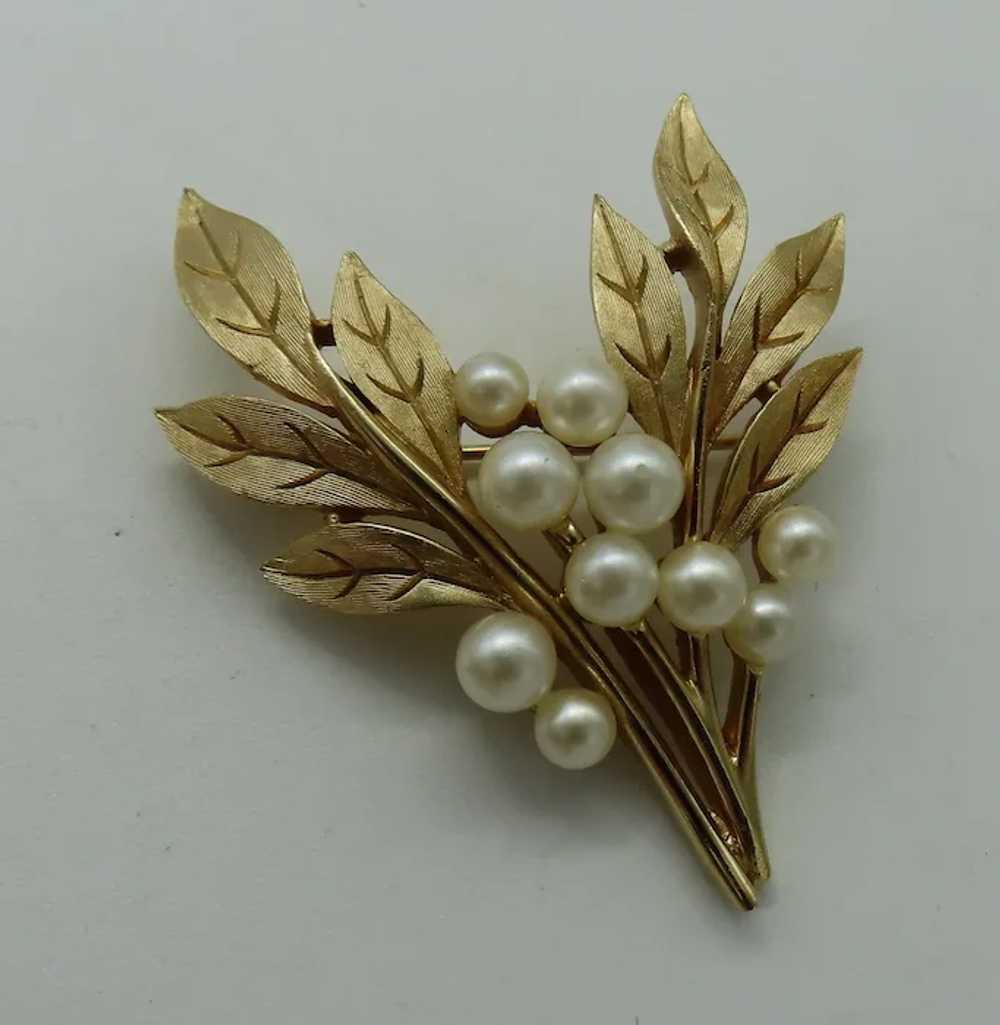 Trifari Leaves Brooch Faux Pearls Crown Mark Gold… - image 3