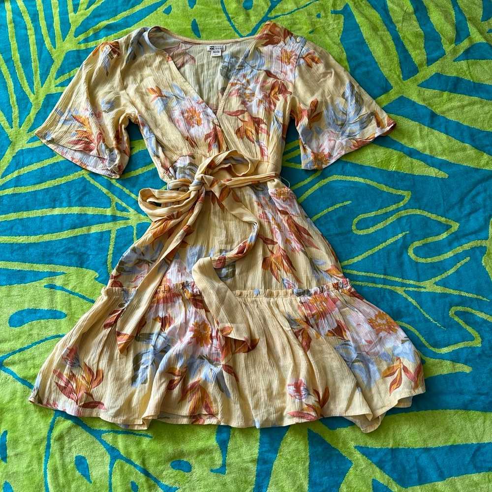 Billabong floral dress - image 8