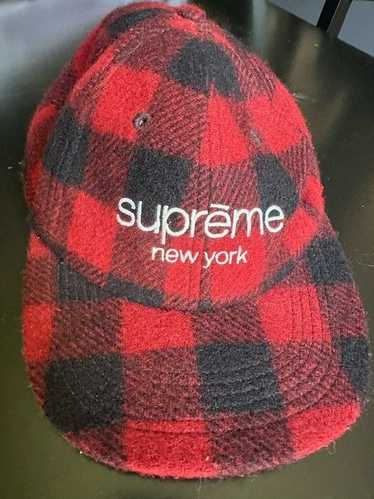 Supreme black hat and - Gem