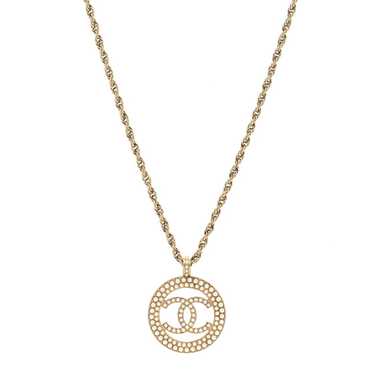 CHANEL Pearl CC Round Pendant Necklace Gold