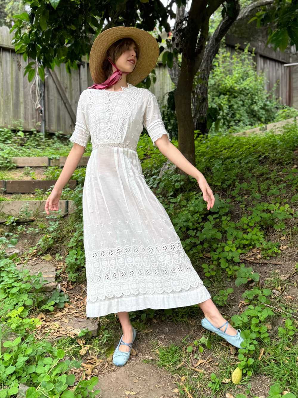 The Maya Dress - Vintage white cotton Victorian h… - image 5