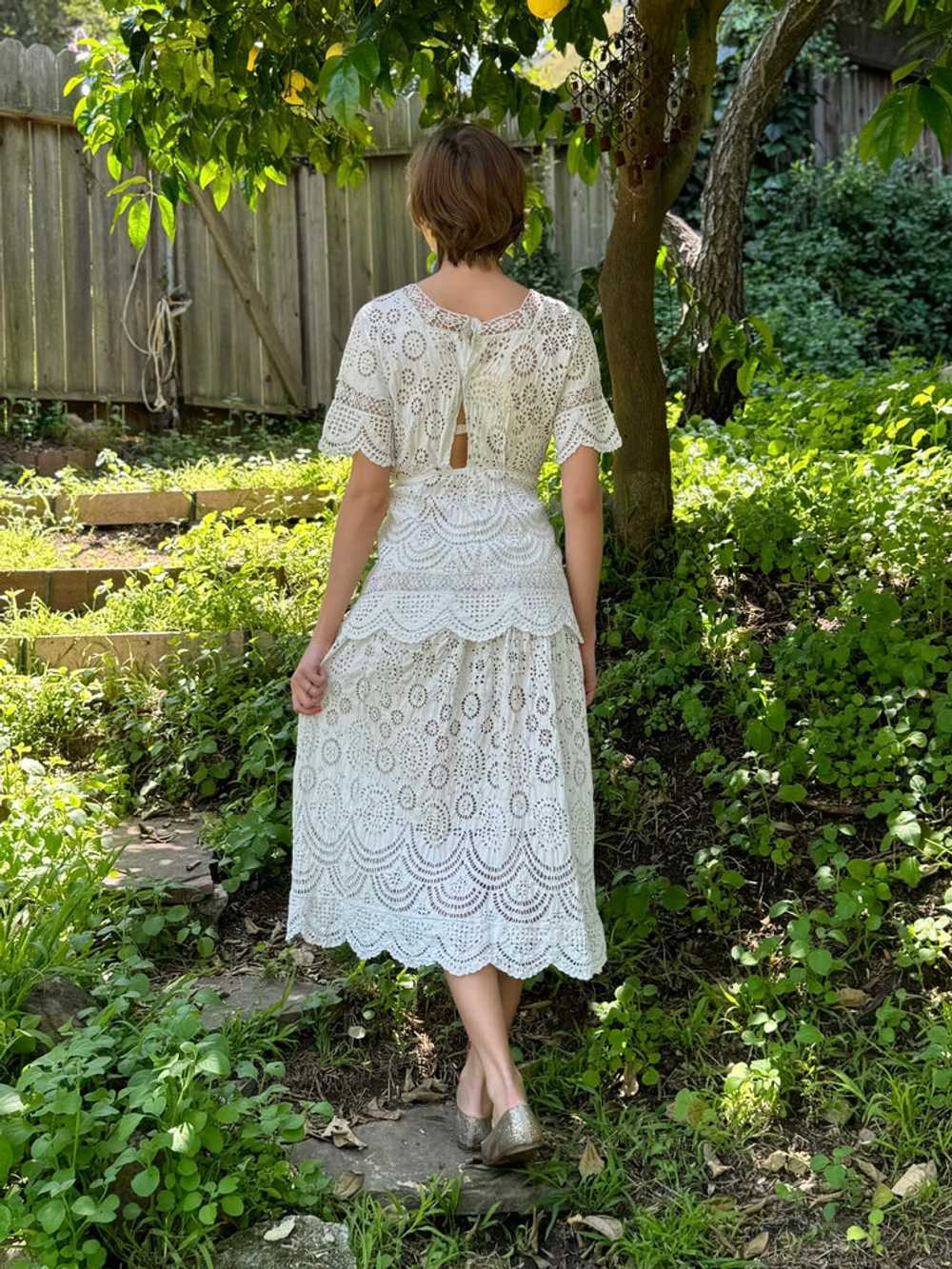 The Thea Dress - Vintage white cotton Victorian s… - image 3