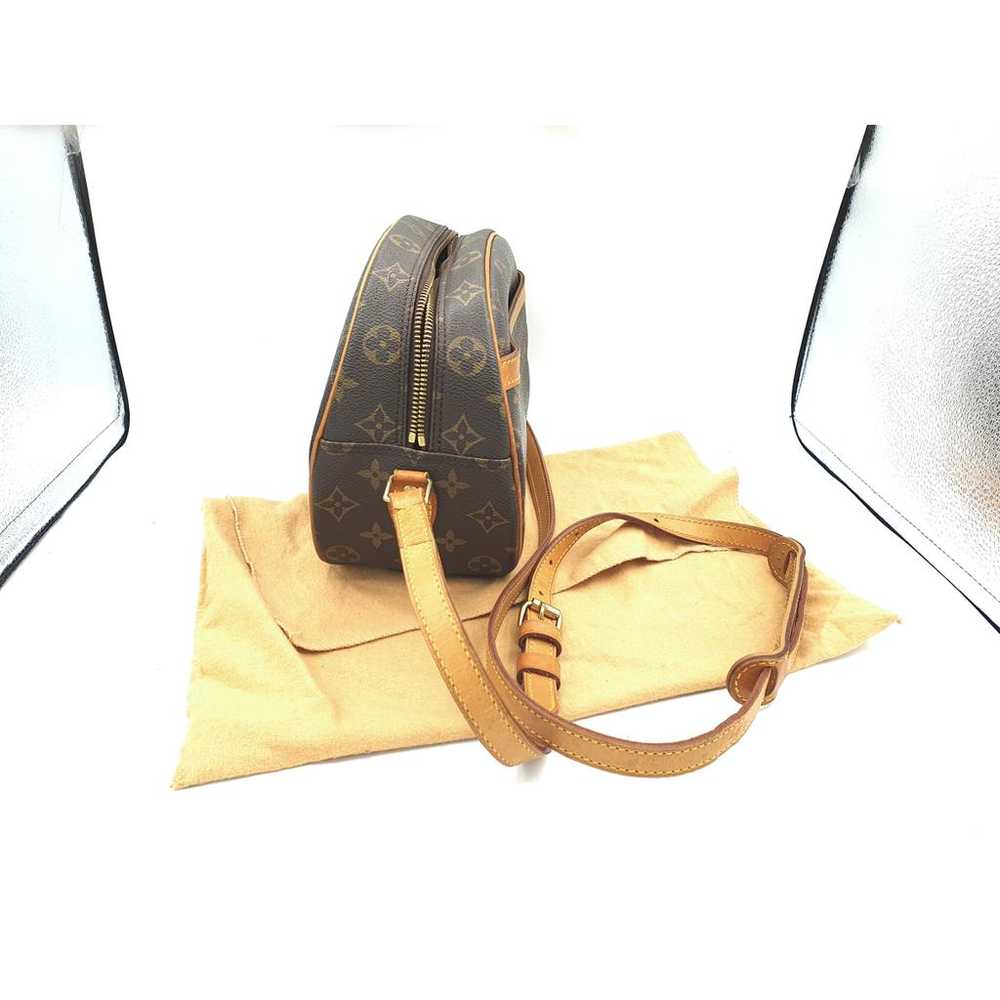Louis Vuitton Blois cloth handbag - image 2