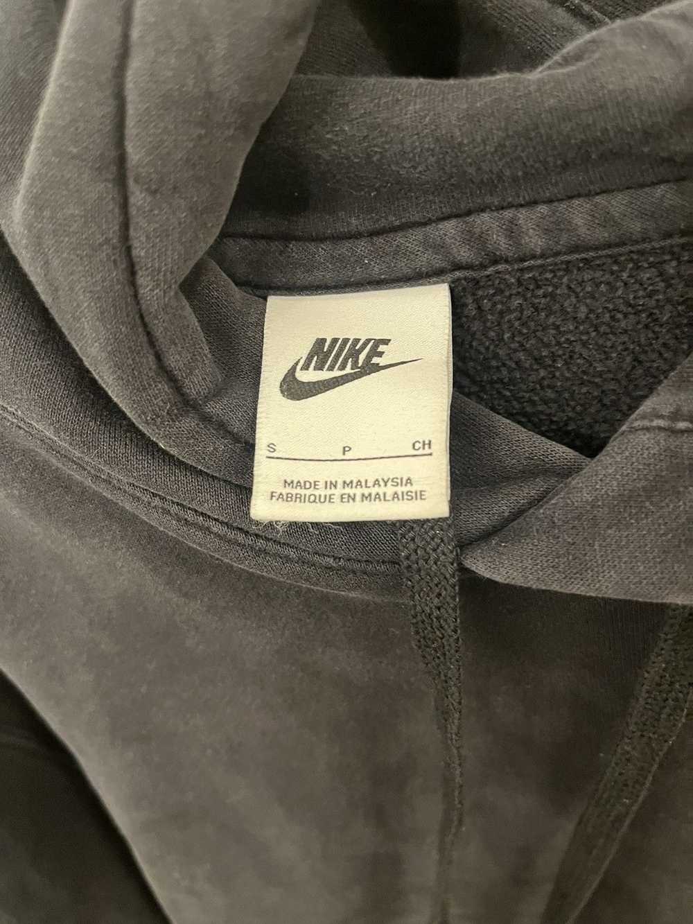 Nike × Streetwear washed black nike hoodie - image 7