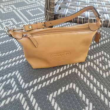 Vintage Coach Small Camel Leather Hobo Bag Purse