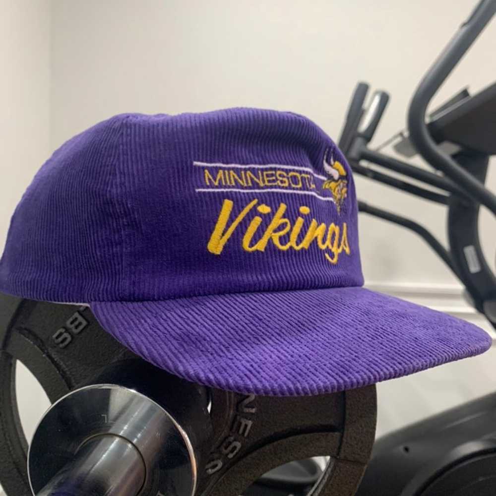 Minnesota viking corduroy vintage hat - image 3