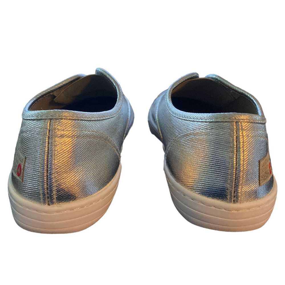 Airwalk Airwalk Silver Slip On Shoes Size 9 EUC - image 6