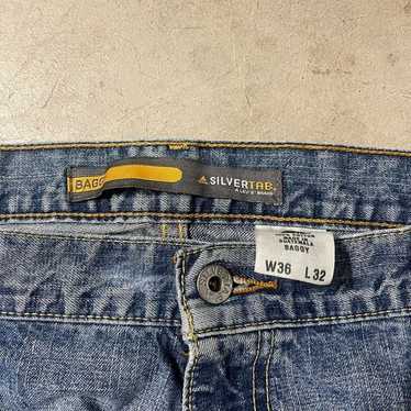 Silver Tab Baggy Levis
