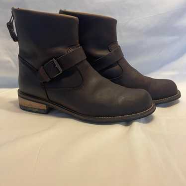 Kodiak leather boots