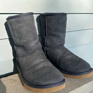 ugg boots size 9