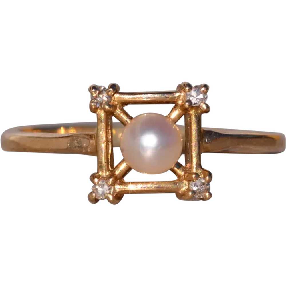 Pearl and Natural Diamond Ring in Yellow Gold - image 1