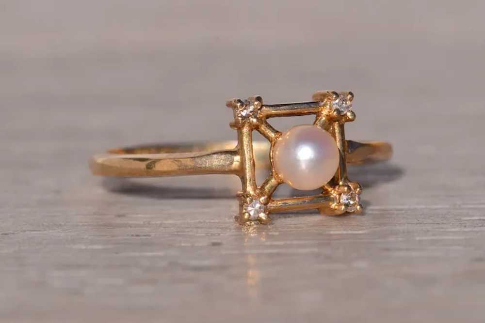 Pearl and Natural Diamond Ring in Yellow Gold - image 2