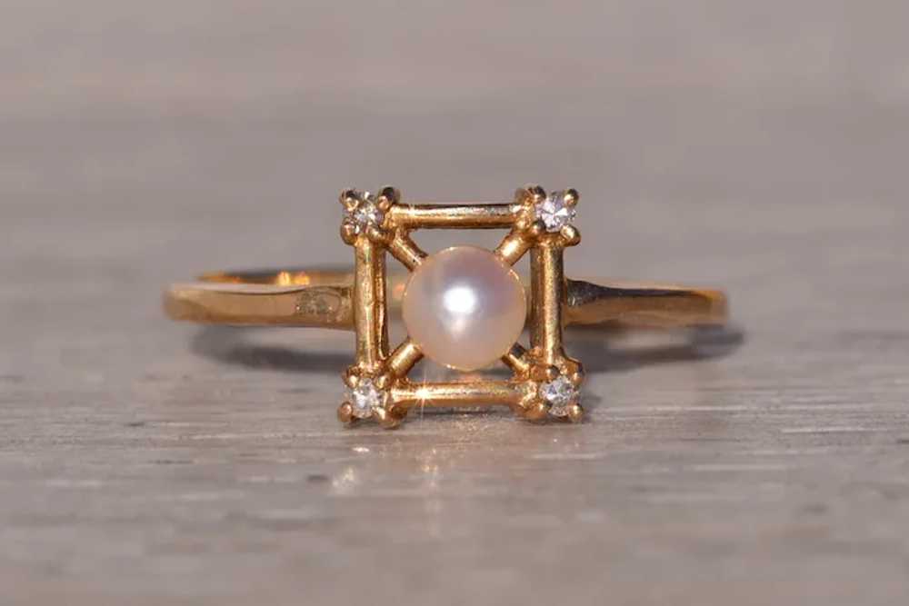 Pearl and Natural Diamond Ring in Yellow Gold - image 5