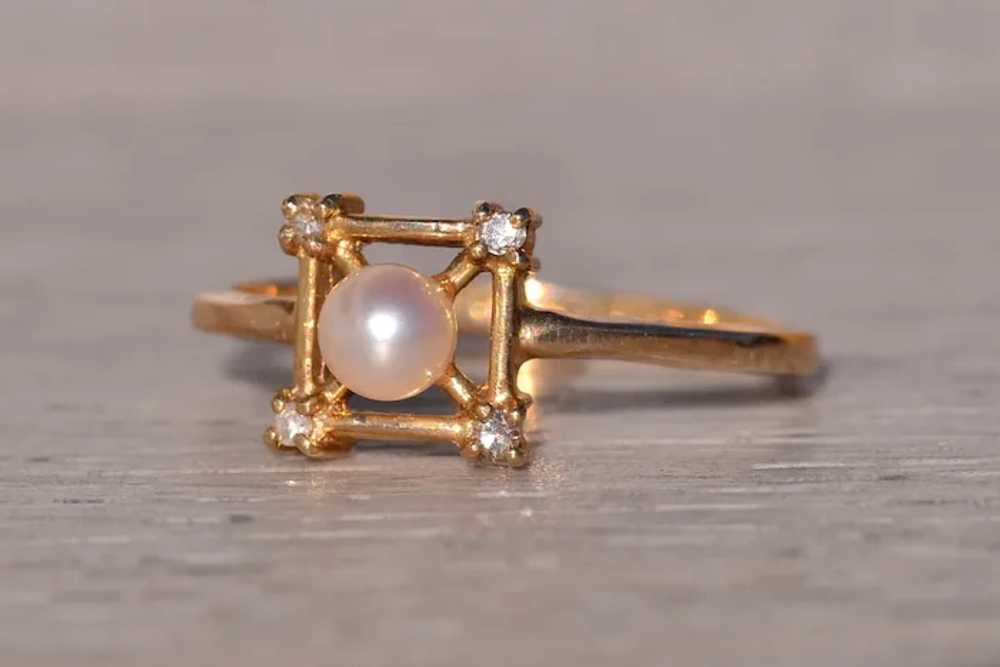 Pearl and Natural Diamond Ring in Yellow Gold - image 6